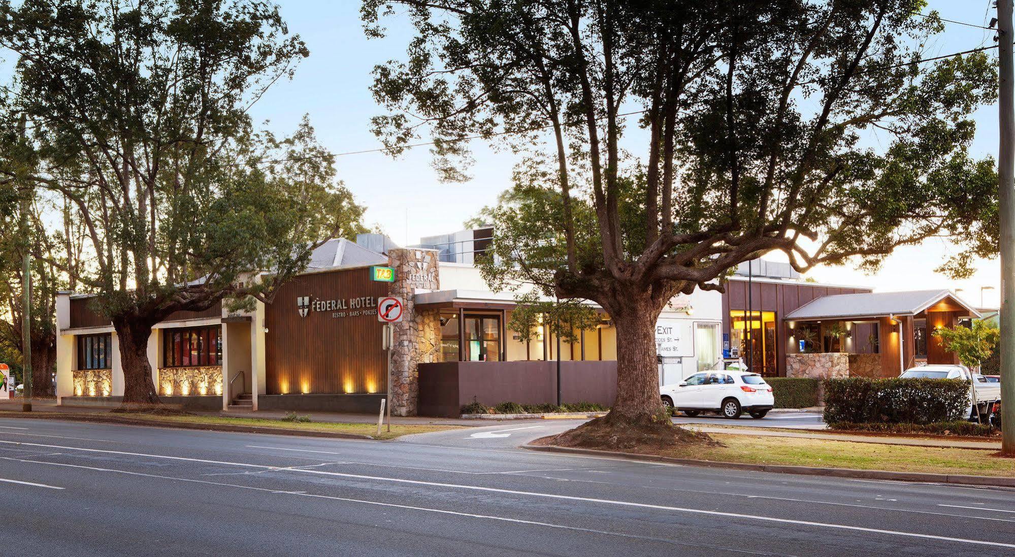 Nightcap At Federal Hotel Toowoomba Esterno foto
