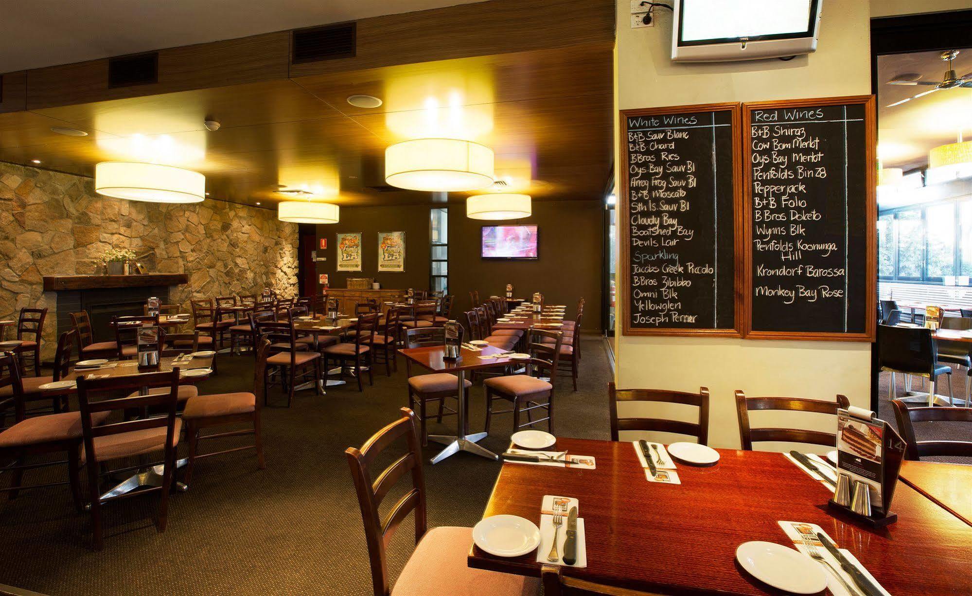 Nightcap At Federal Hotel Toowoomba Esterno foto