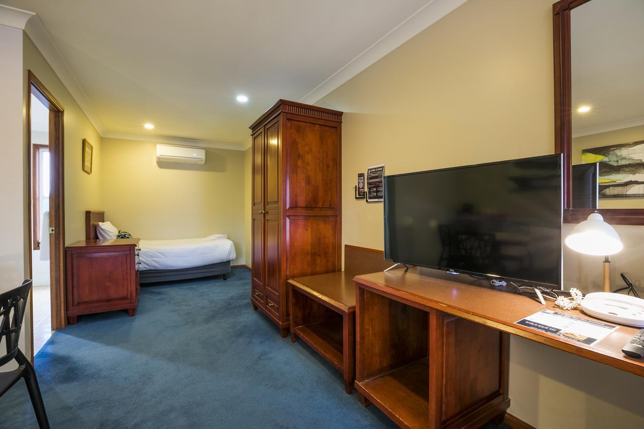 Nightcap At Federal Hotel Toowoomba Esterno foto